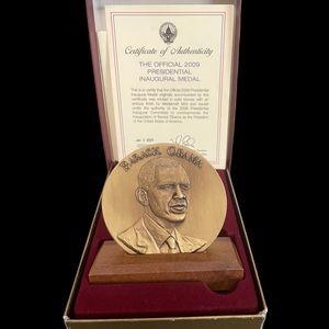 Official Collectable 44th President Barack Obama Inaugural Medal 2009